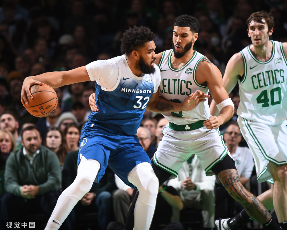 马刺完胜青岛队，塔图姆统治全场