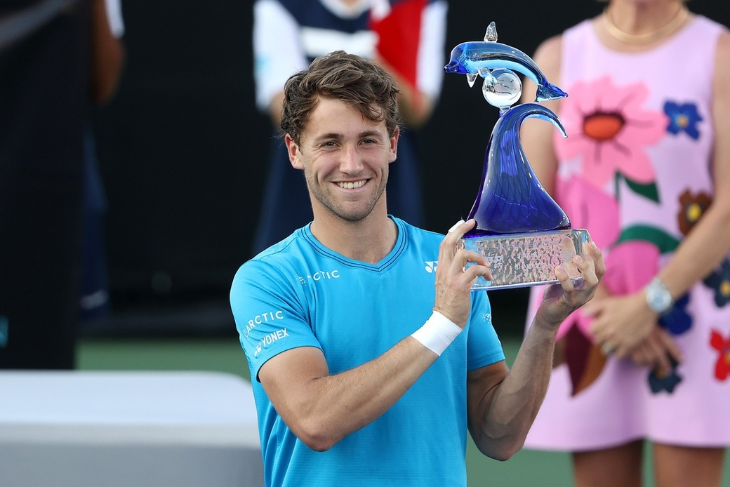 年终总决赛轻取温网,鲁德点燃赛场 年终总决赛轻取温网,鲁德点燃赛场