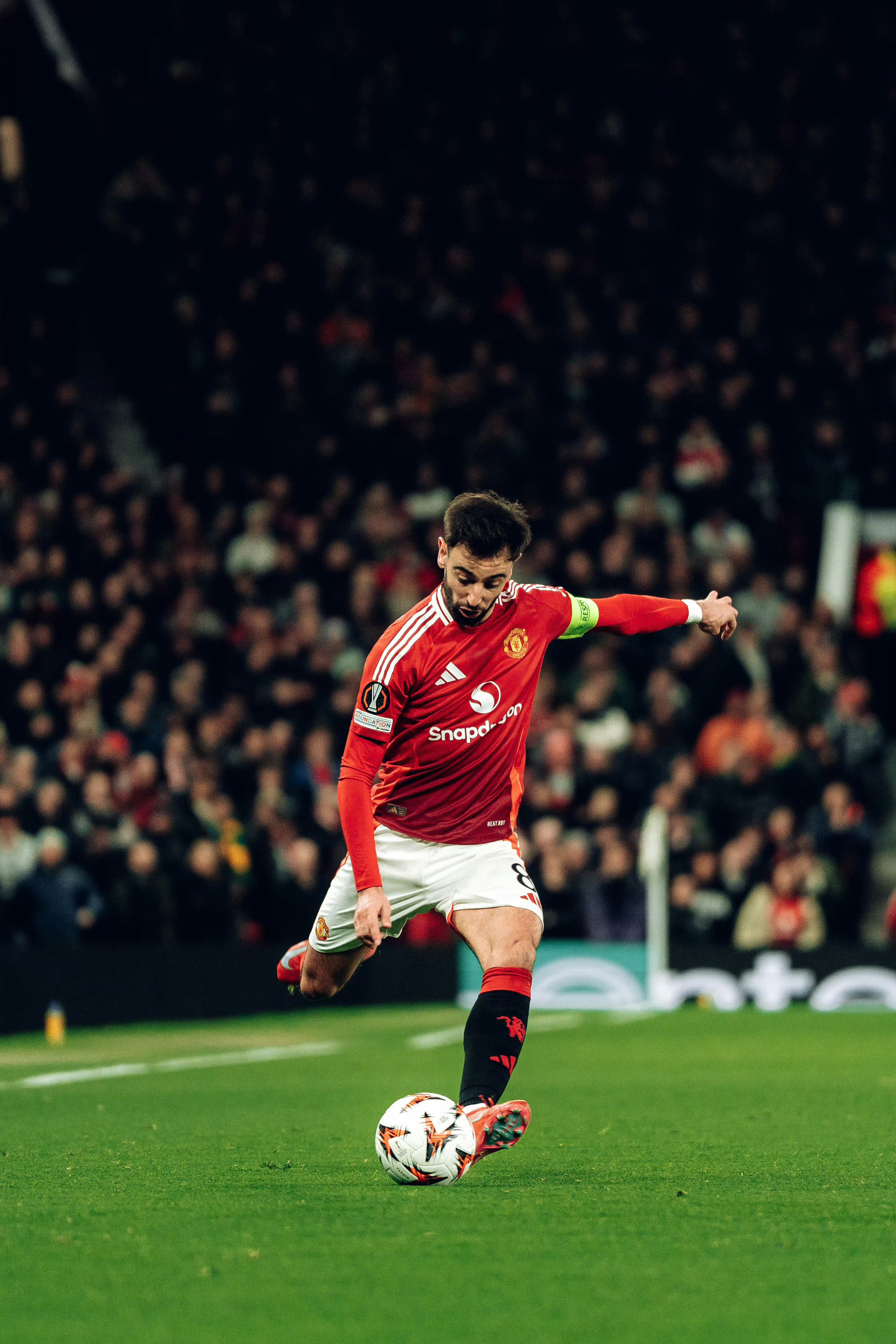 曼联绝杀日本,奥亚尔萨瓦尔刷新纪录 曼联绝杀日本,奥亚尔萨瓦尔刷新纪录