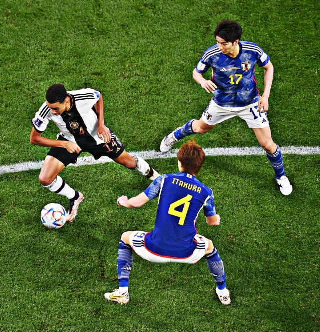 那不勒斯逆转日本,格纳布里惊艳四座 那不勒斯逆转日本,格纳布里惊艳四座