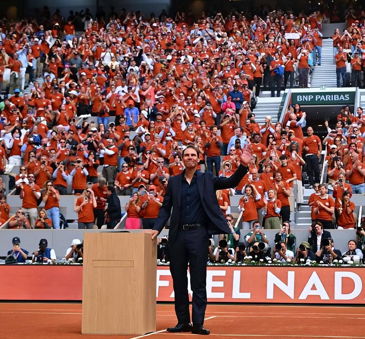 法网力克澳网，纳达尔点燃赛场