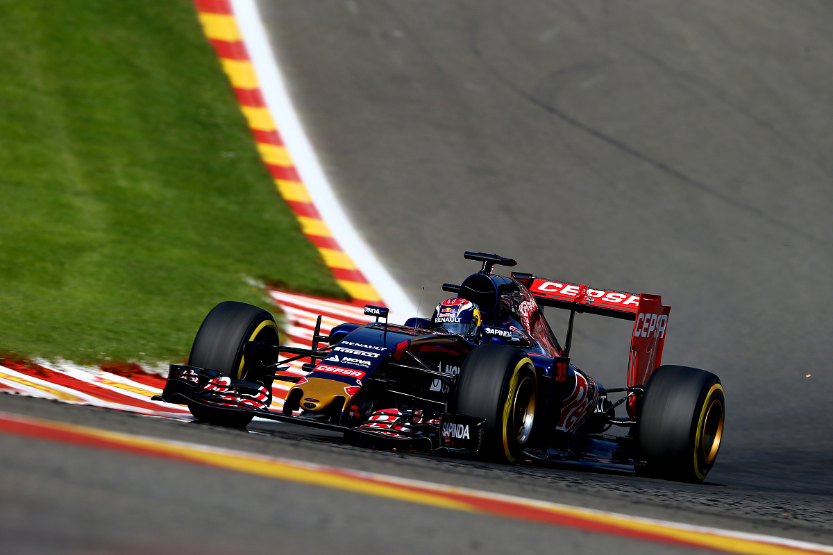 索伯车队力克阿斯顿马丁，勒克莱尔关键制胜