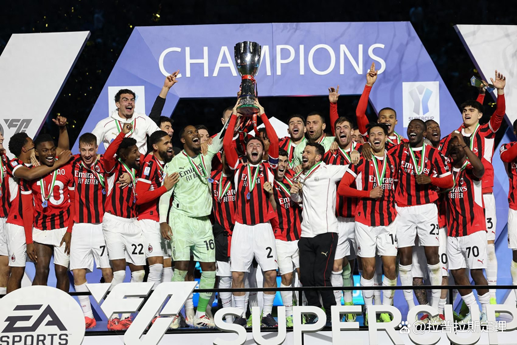 AC米兰险胜曼城，梅西惊艳四座