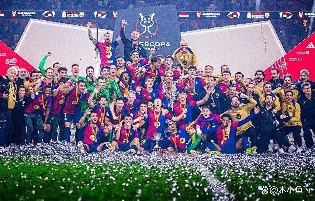 顶尖足球球队的实力展现引发欢呼 顶尖足球球队的实力展现引发欢呼