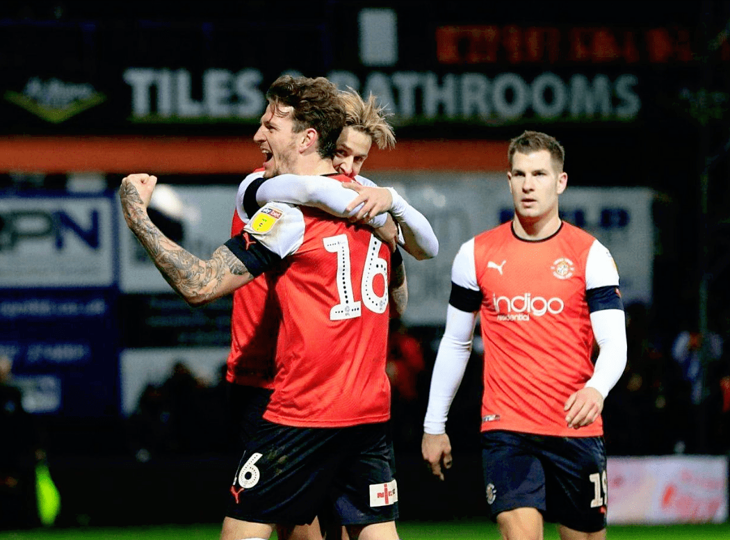 谢菲联客场不敌埃弗顿，遭遇连败