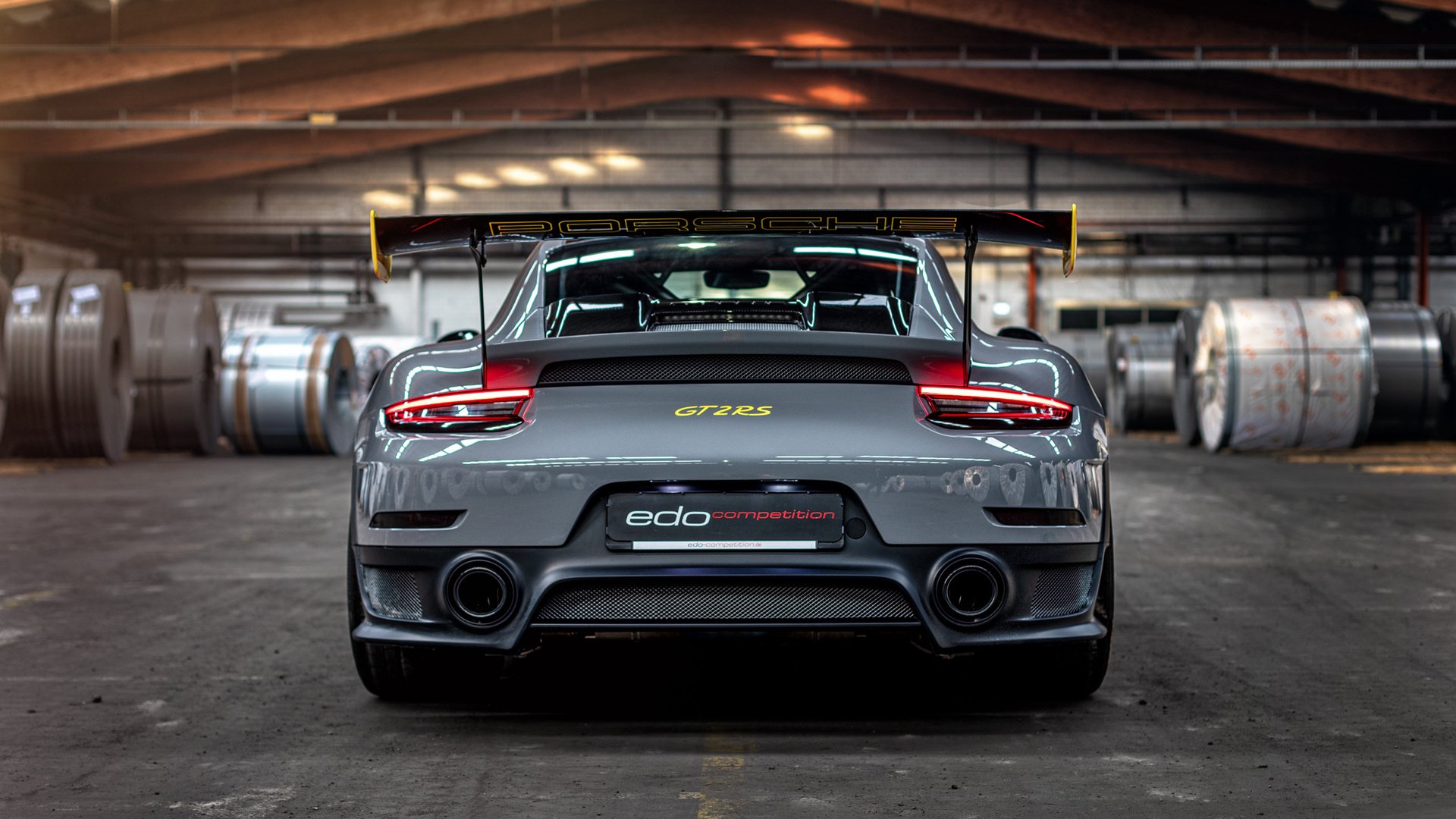 西甲国家德比之夜，霍勒迪关键回合不手软