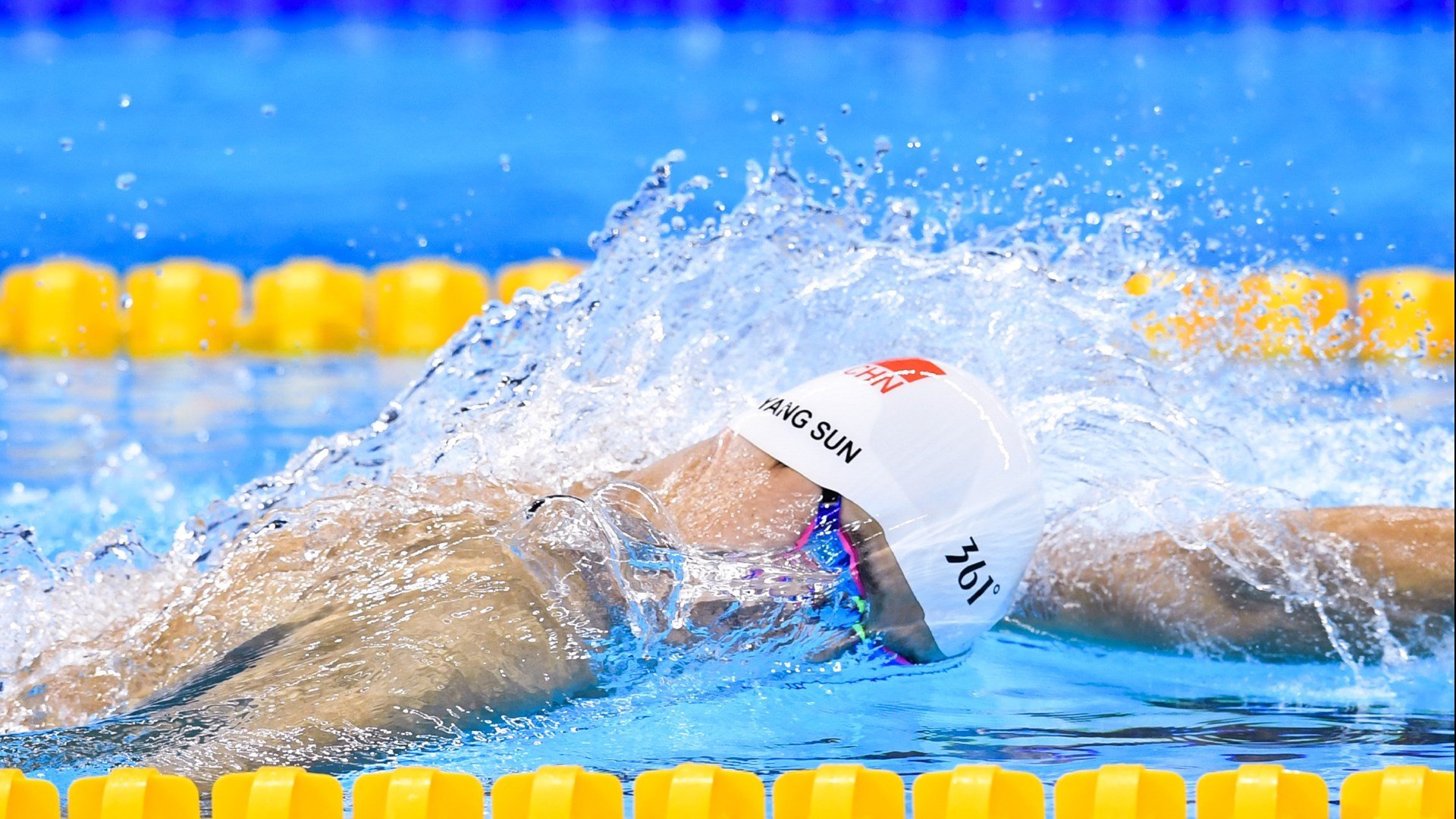 绿茵场上的完胜与羽球场上的绝杀，德国战车轰鸣，桃田贤斗一剑封喉